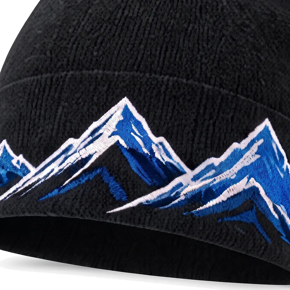 Windline beanie in Black: close-up of the cuff embroidery