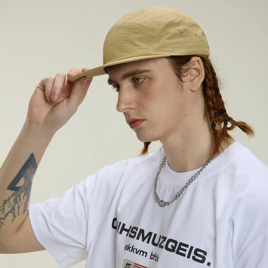 Camper 5-Panel worn by a model