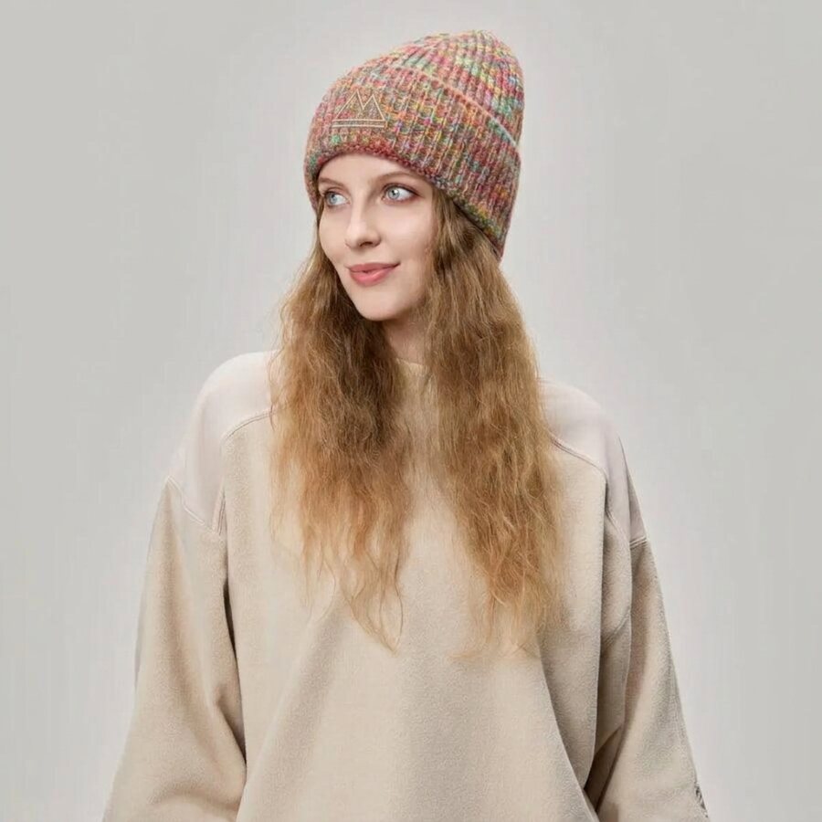 Model in the Zermatt mohair beanie
